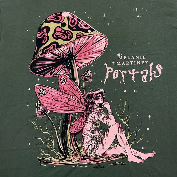 Melanie Martinez Portals Mushroom fairy Tshirt size 2XL - Picture 2 of 4